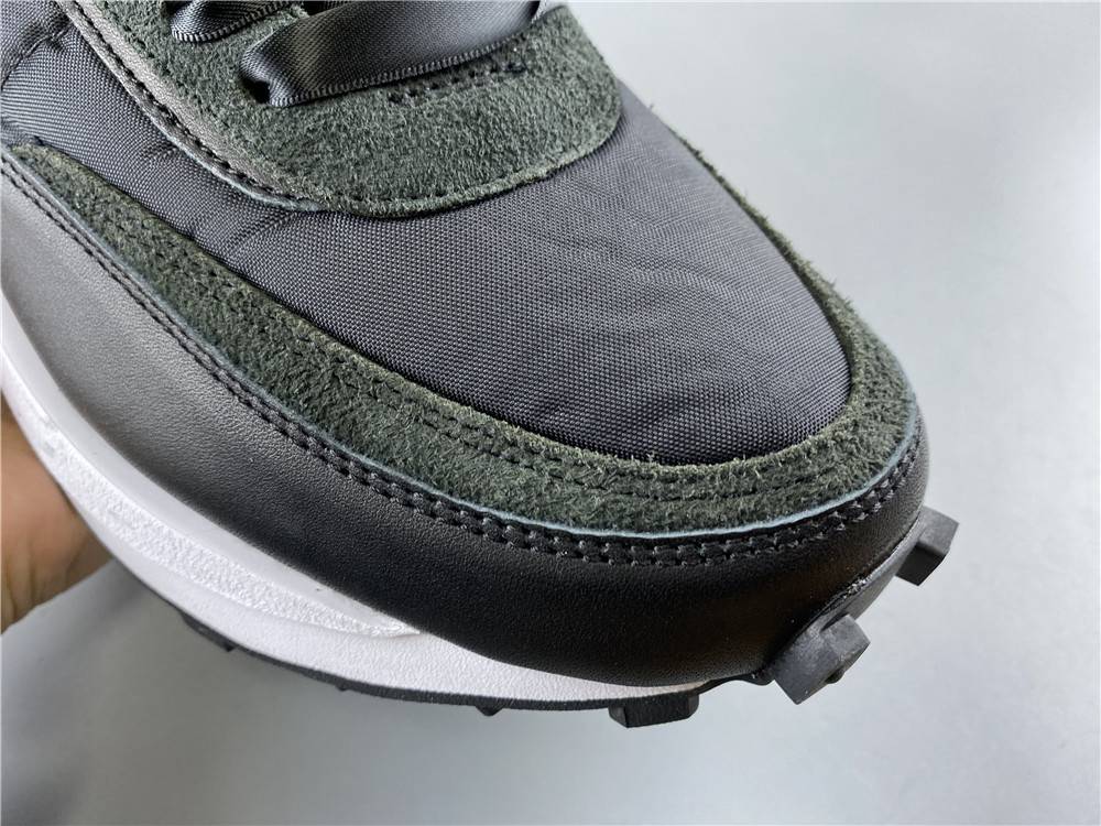 Sacai x Nike LVD Waffle Daybreak BV0073-002